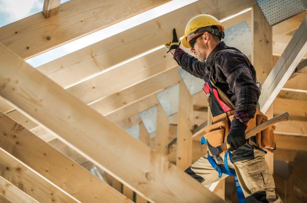 Best Roof Gutter Cleaning  in Roseburg, OR